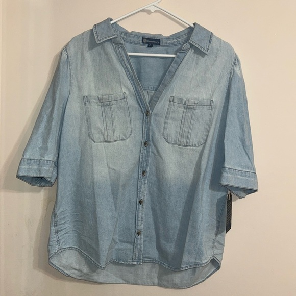 Democracy Tops - NWT Democracy Denim Jean Button Up Shirt Large